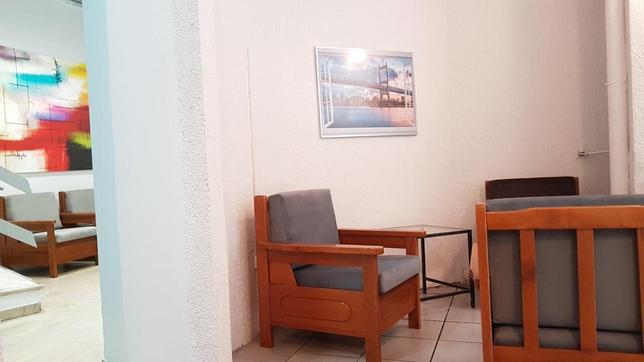 Palette Apartment Bamboo - Athens Center, 6 BD, 3 BATH Eksteriør billede