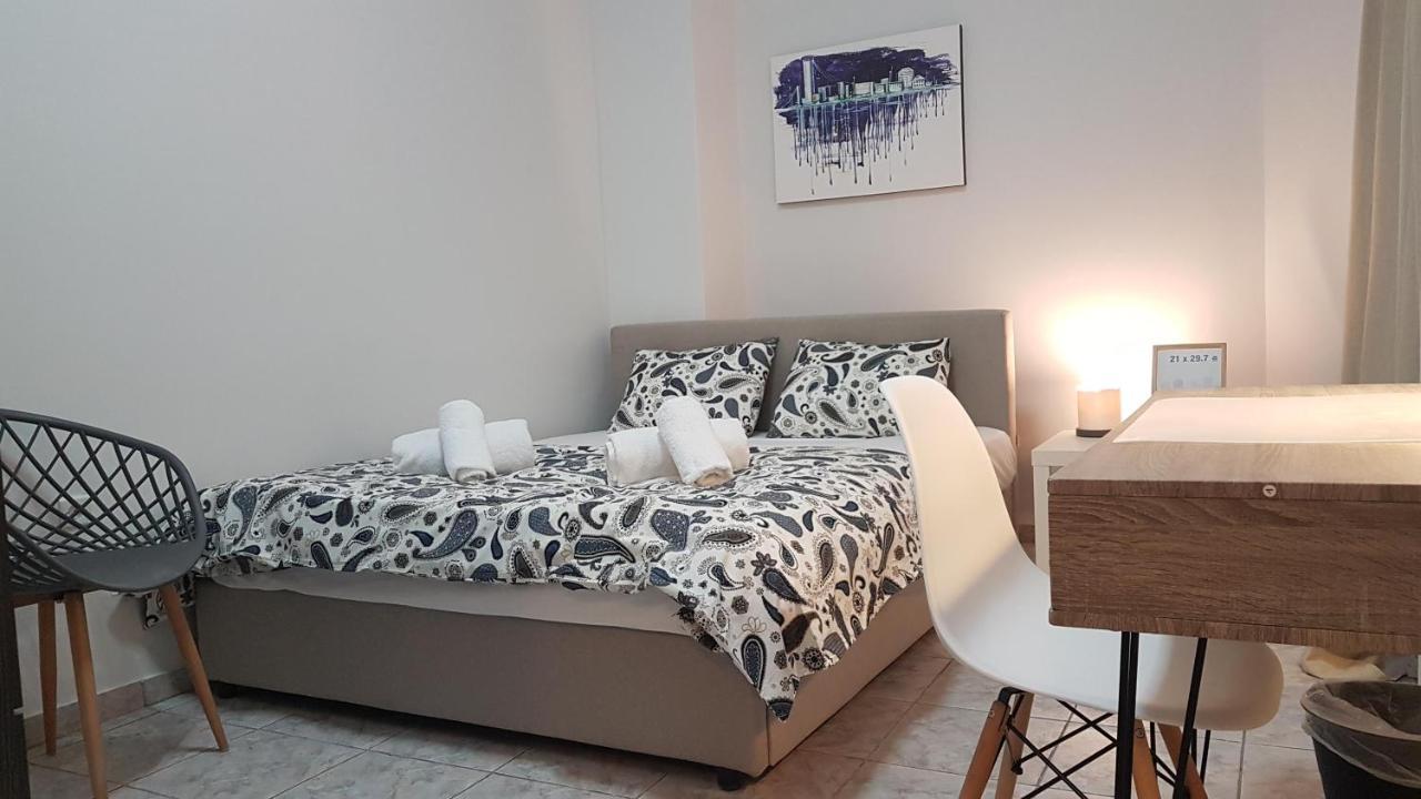 Palette Apartment Bamboo - Athens Center, 6 BD, 3 BATH Eksteriør billede
